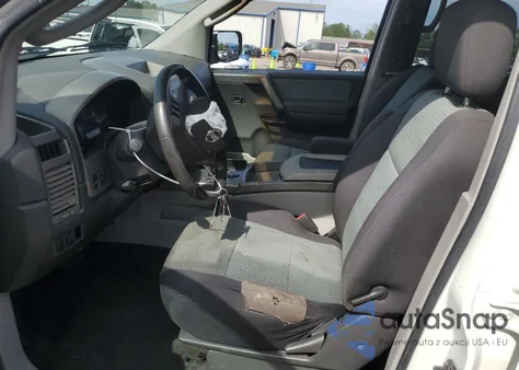 2004 Nissan Titan Xe z USA, uszkodzony, nr VIN 1N6AA07A84N557244